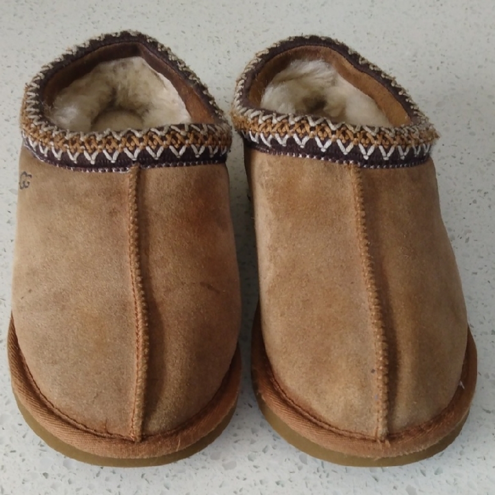 Tasman  UGG